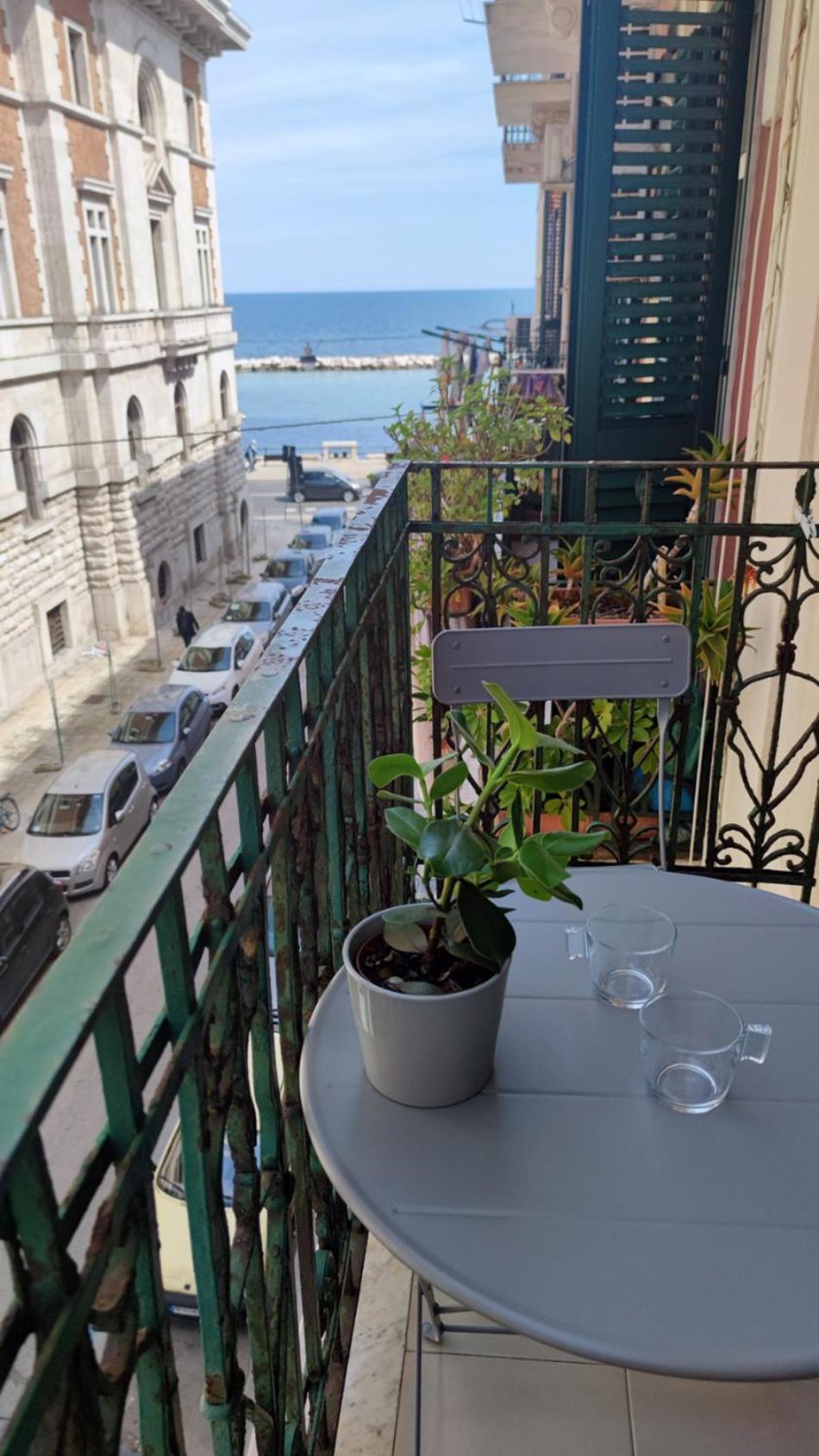 Casa Di Roby Apartment Bari Luaran gambar